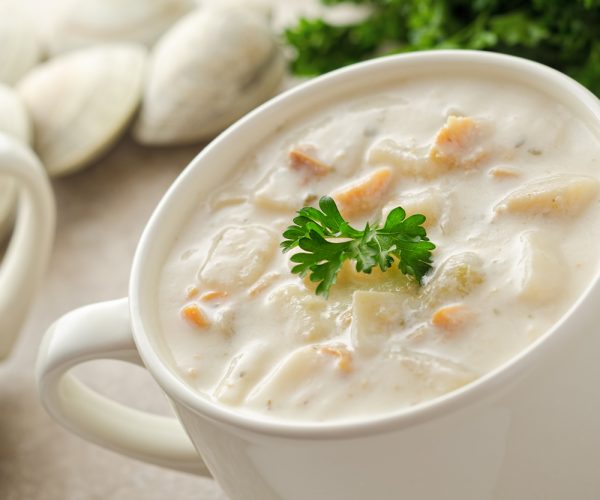Creamy New England Style Clam Chowder $7.99/pt.